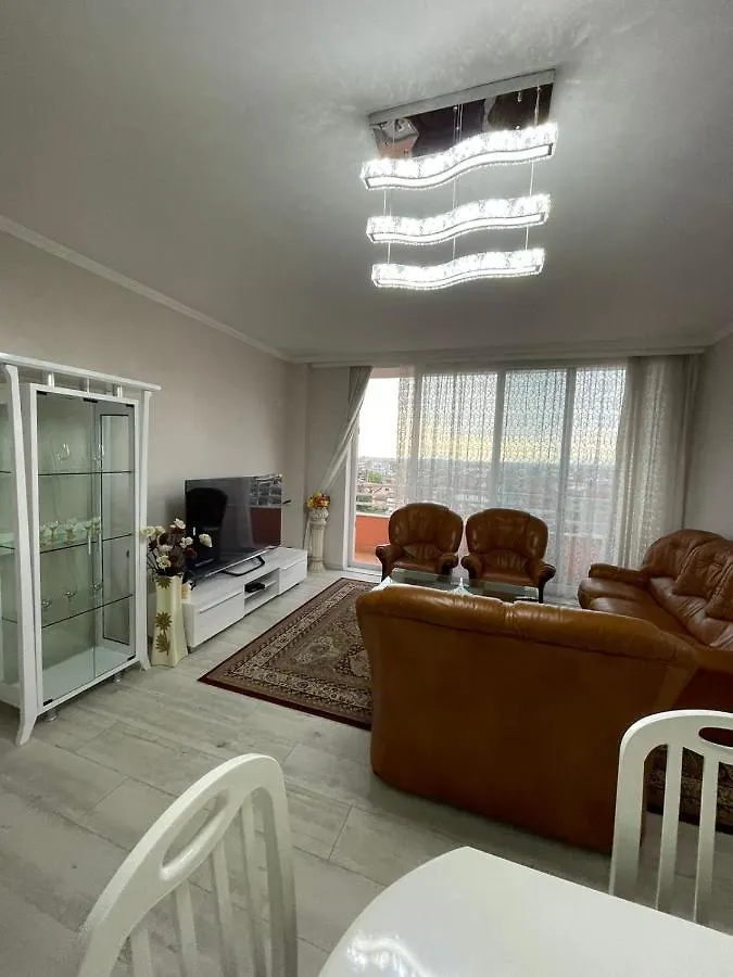 Lunar Apartament Shkodër 0*,  Albania