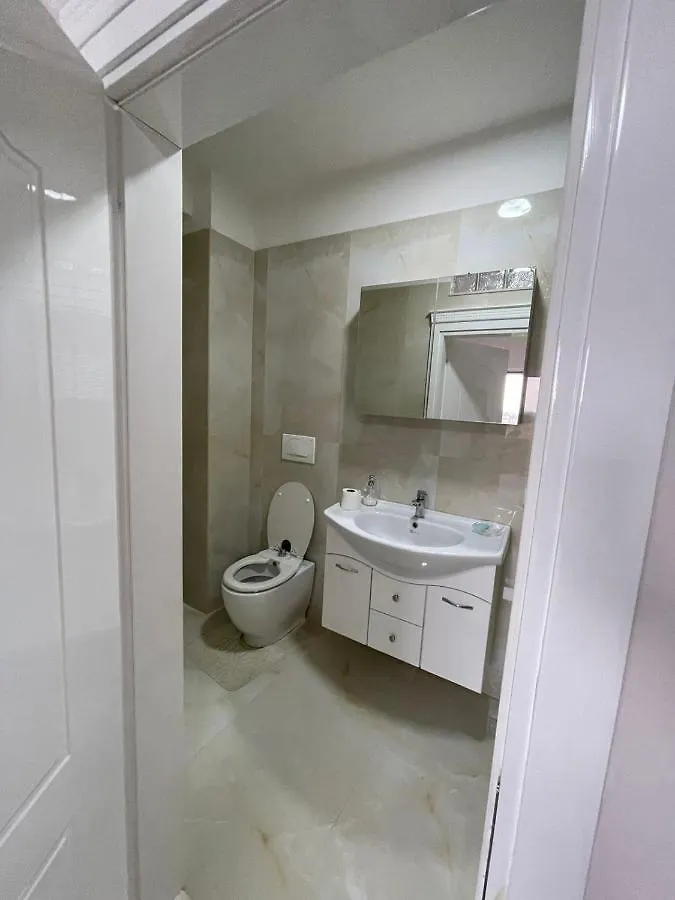 Lunar Apartament Shkodër